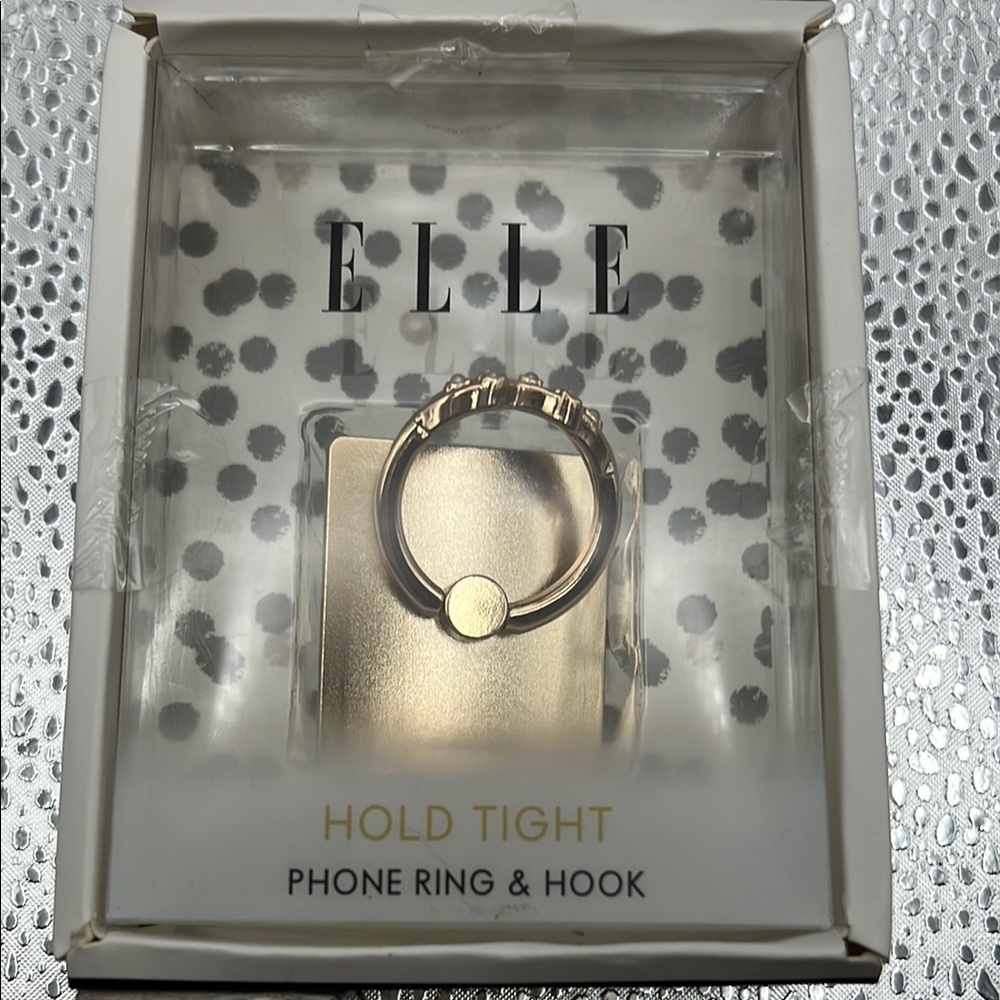 NWT Elle Elegant Gold Phone Ring and Hook